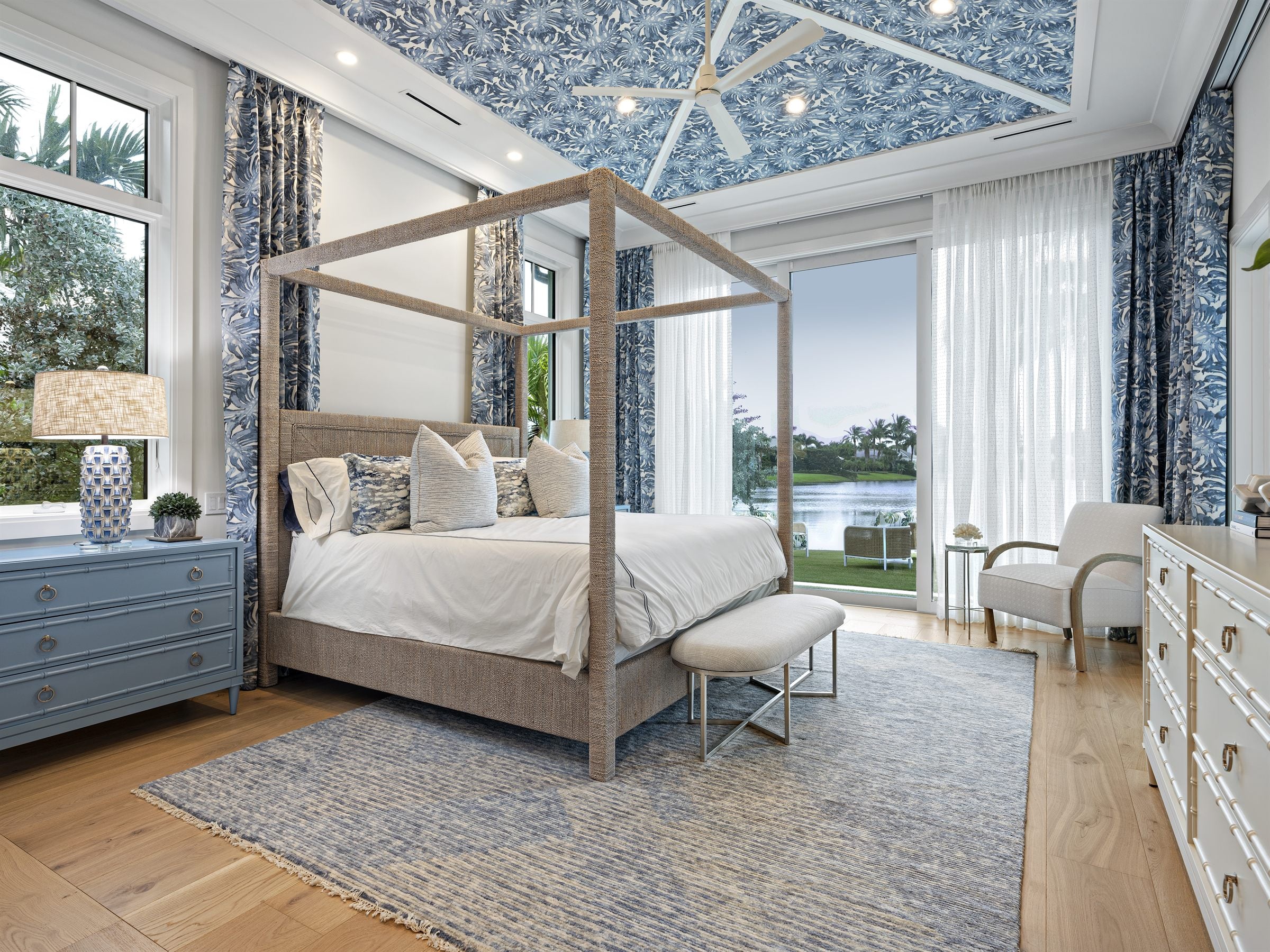 Contemporary Coastal — North Palm Beach