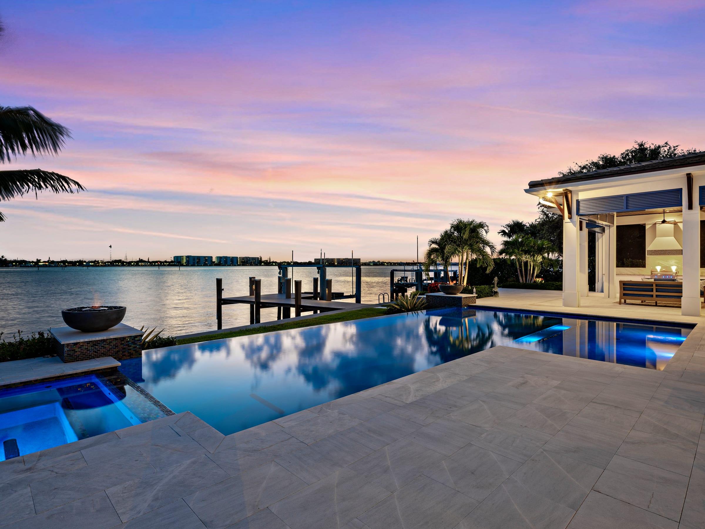 Island Transitional — West Palm Beach